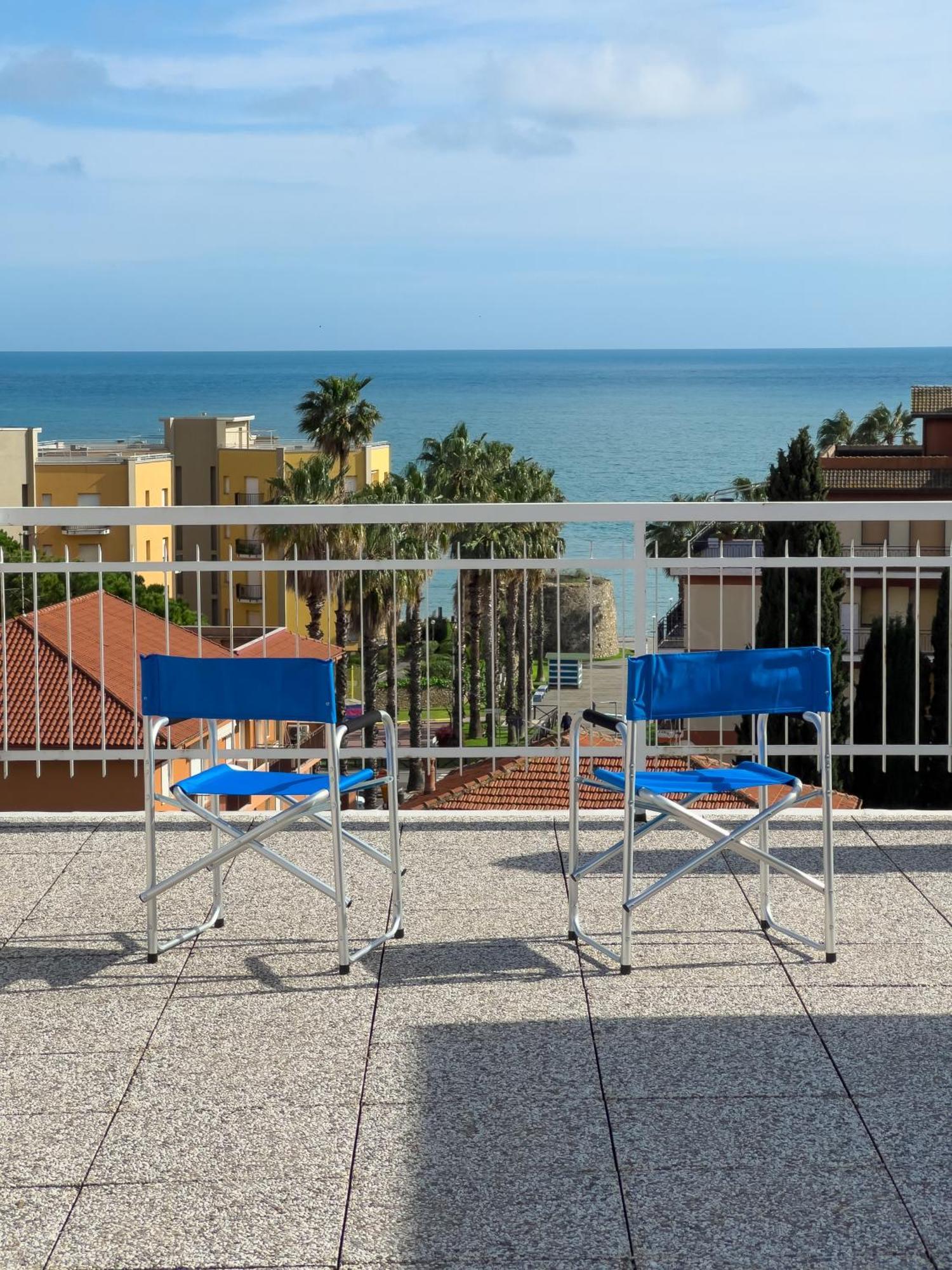 Casa Carlotta Apartman San Bartolomeo al Mare Kültér fotó